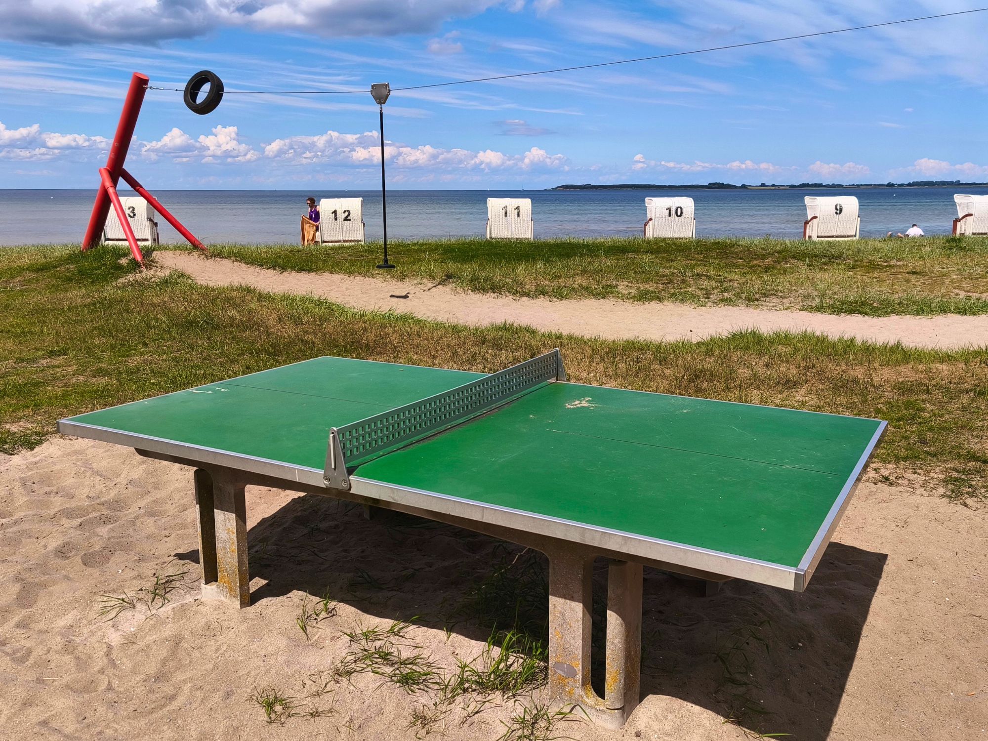 Tischtennisplatte direkt am Strand von Zierow